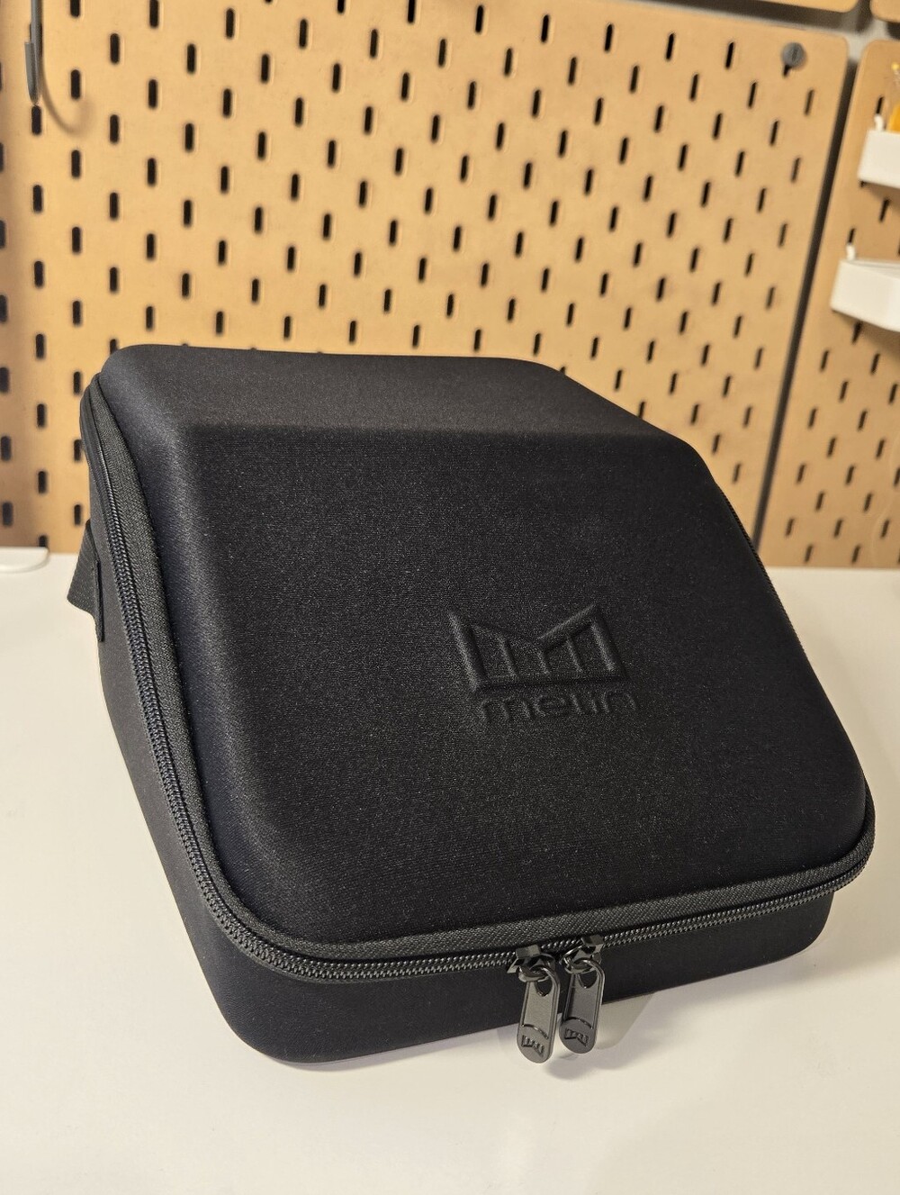 Melin Hat Box Travel Storage 3 Hat Case Luggage Handle Strap Carry On